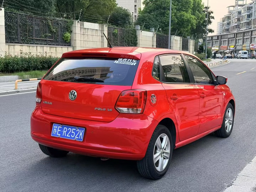 Volkswagen Polo 2012 #5 Volkswagen Polo 2012 car image #5