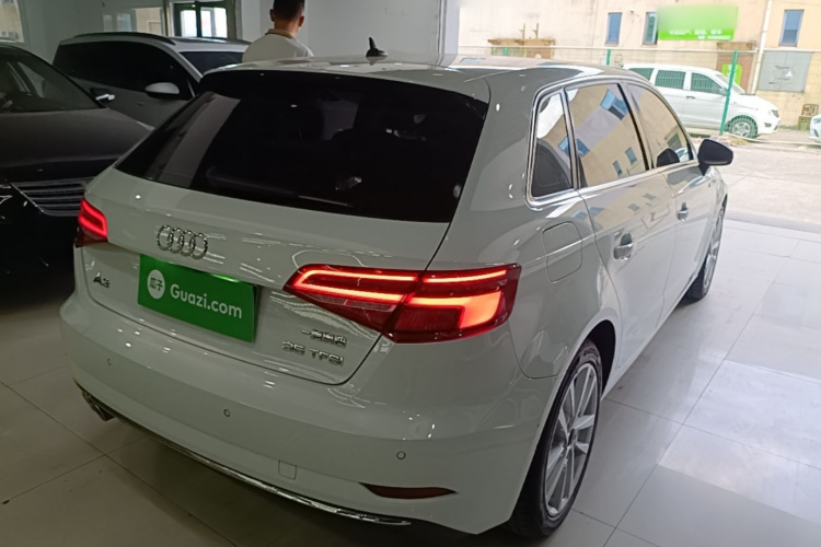 Audi A3 2020 car image #7