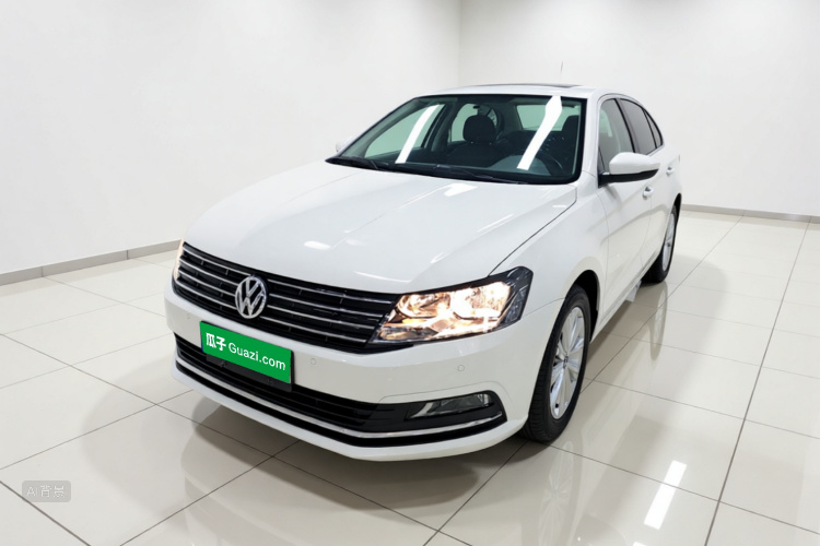 Volkswagen Lavida 2018 car image #2