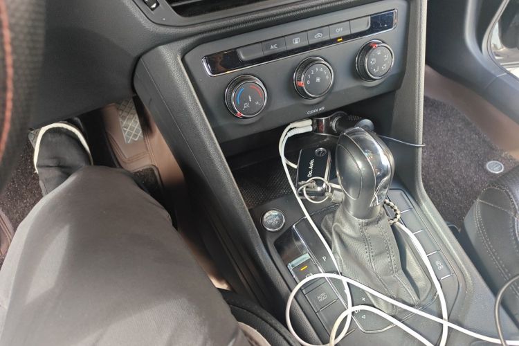 Volkswagen Tharu 2023 car image #14