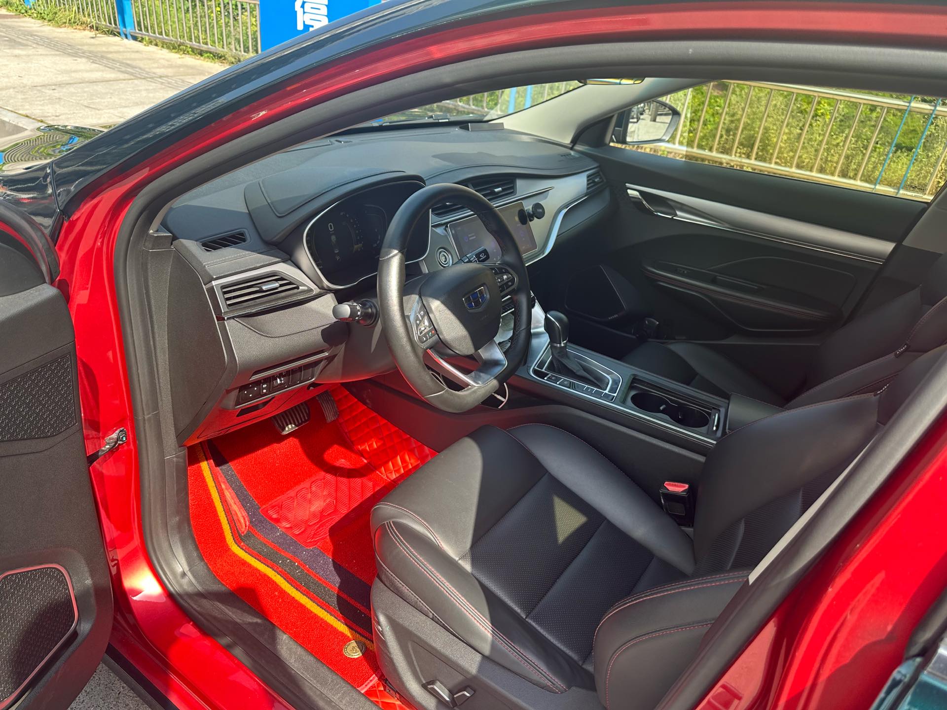 GEELY Binray 2019 car image #9