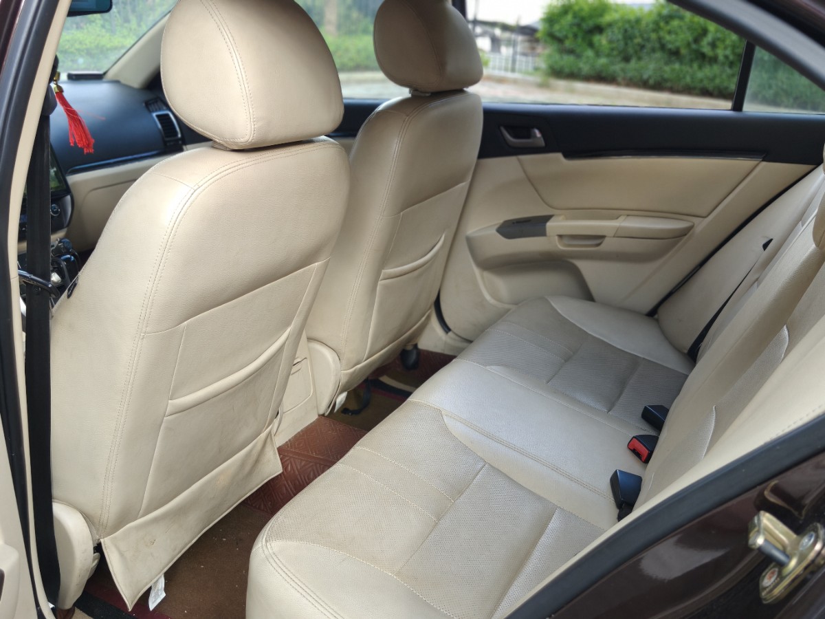 GEELY Emgrand Classic 2013 #6 GEELY Emgrand Classic 2013 car image #6