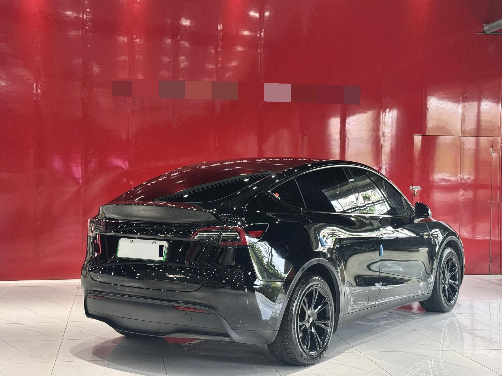 Tesla Model Y 2023 #3 Tesla Model Y 2023 car image #3