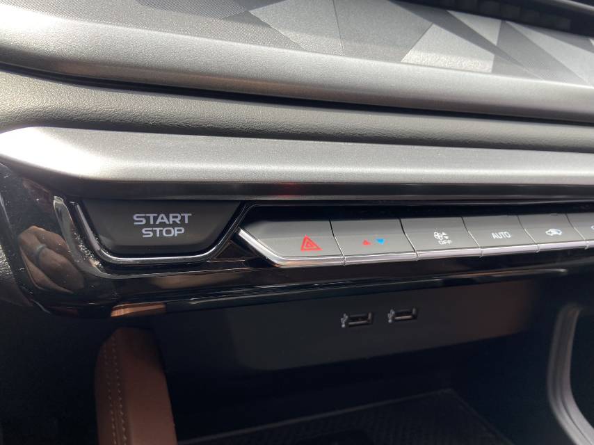 GEELY Vision X6 2022 car image #9