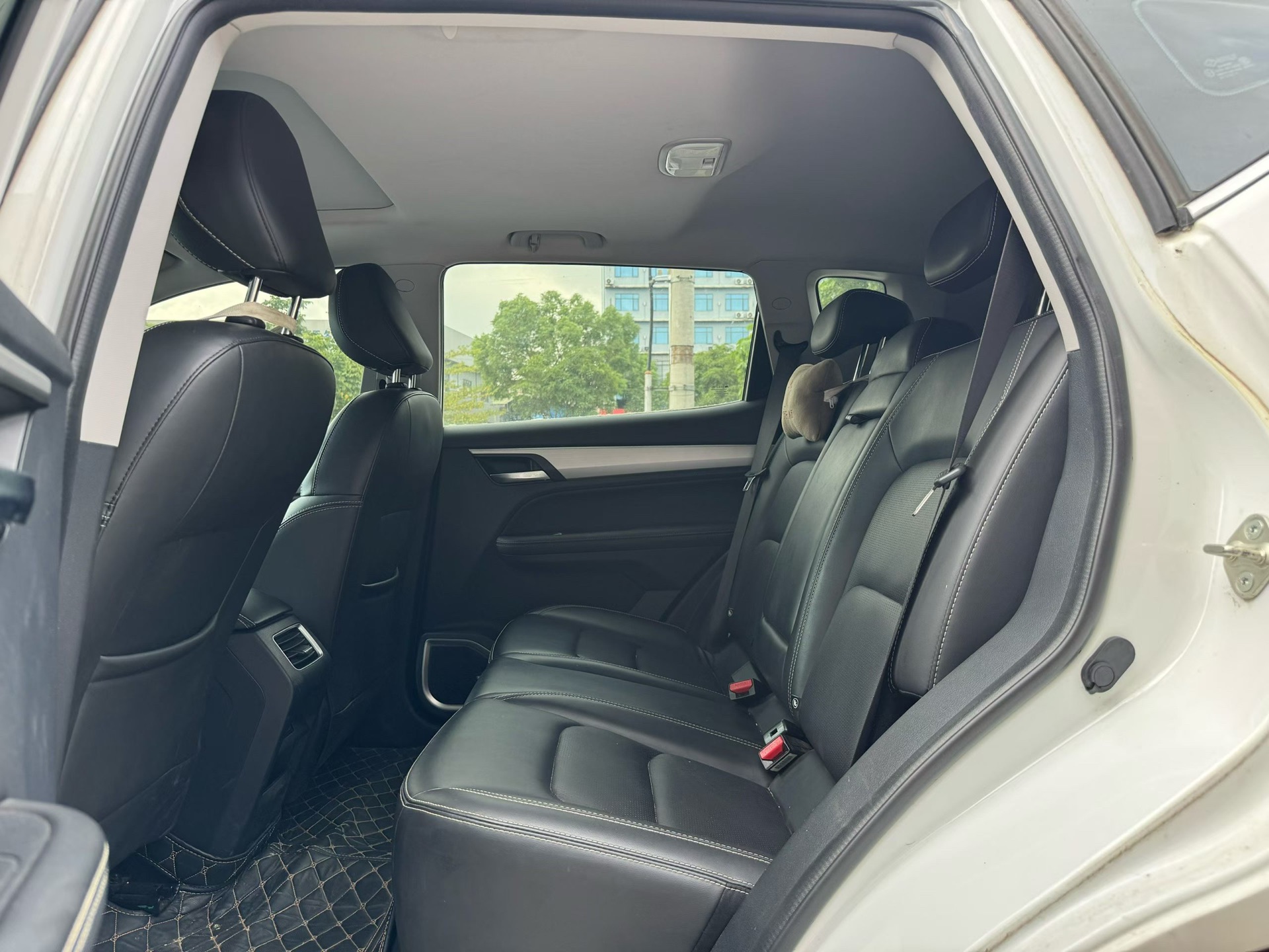 GEELY Vision X6 2021 car image #6
