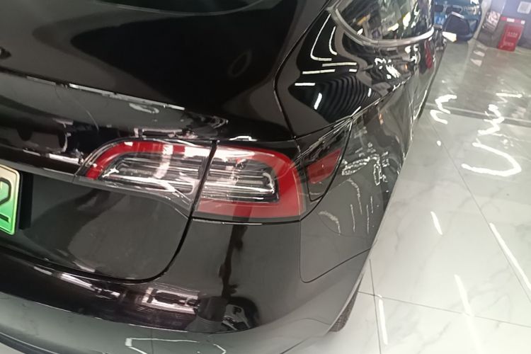 Tesla Model 3 2022 صورة سيارة #8