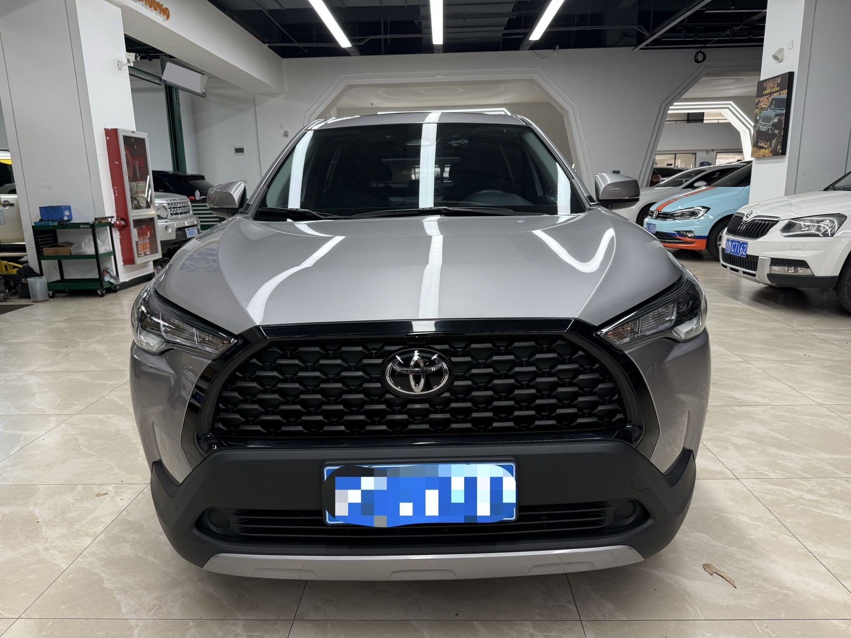 Toyota Corolla Cross 2024 immagine di auto #2
