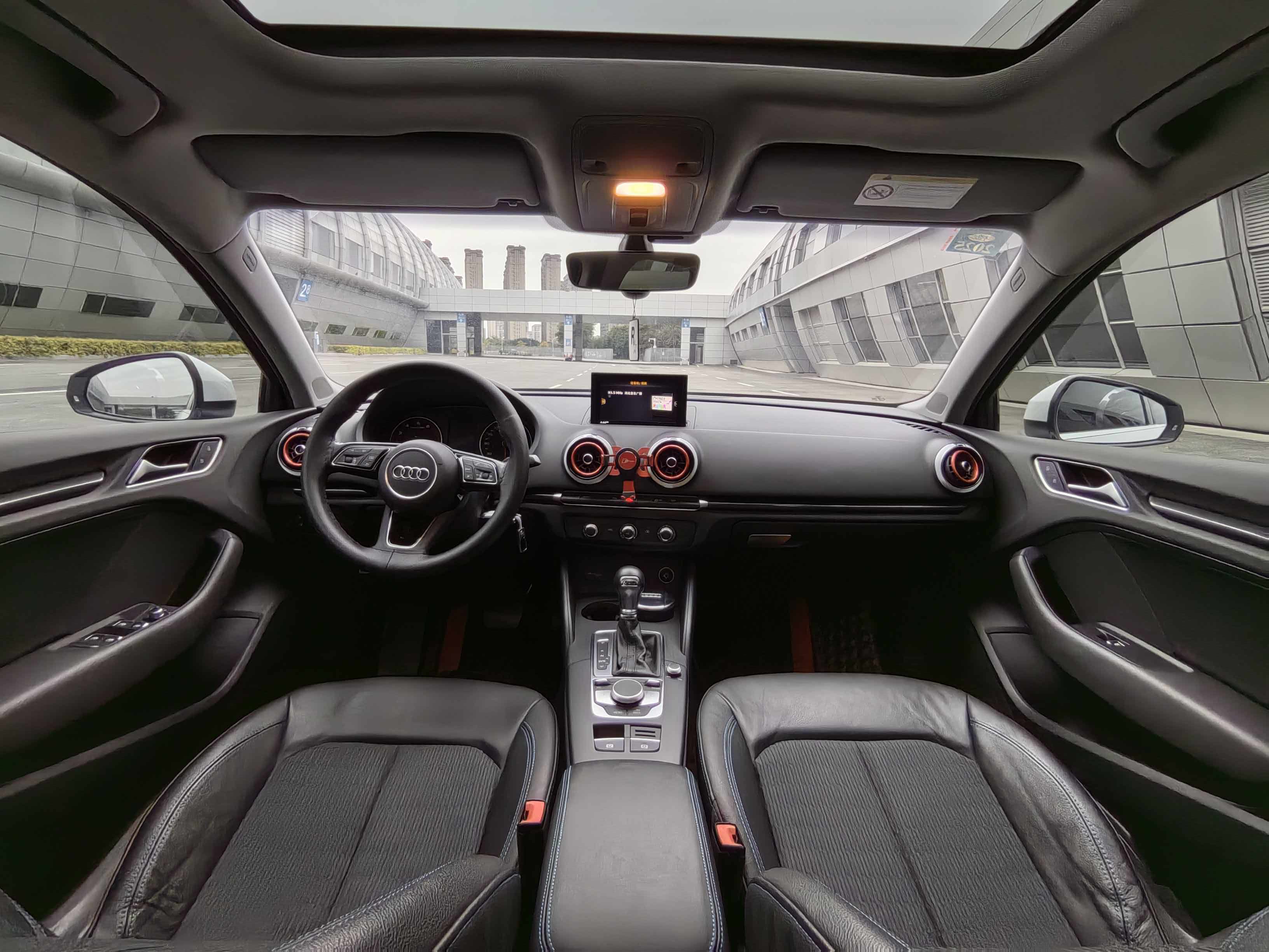 Audi A3 2018 car image #7