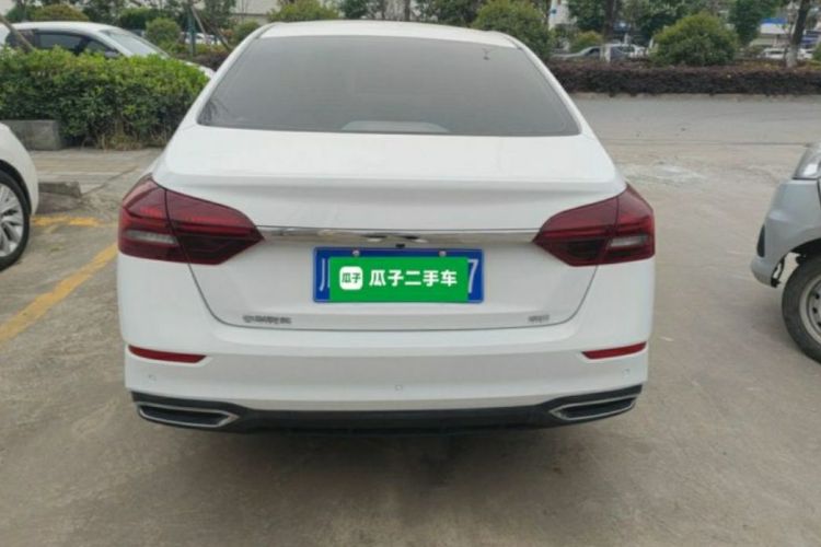GEELY Emgrand 2022 #4 GEELY Emgrand 2022 car image #4