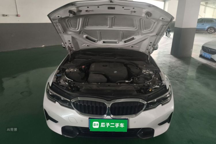 BMW 3 Series 2020 car image #23