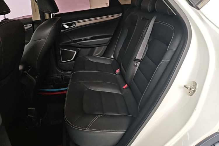 GEELY Emgrand GS 2018 #17 GEELY Emgrand GS 2018 car image #17