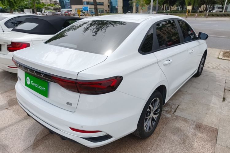 GEELY Emgrand 2025 car image #7
