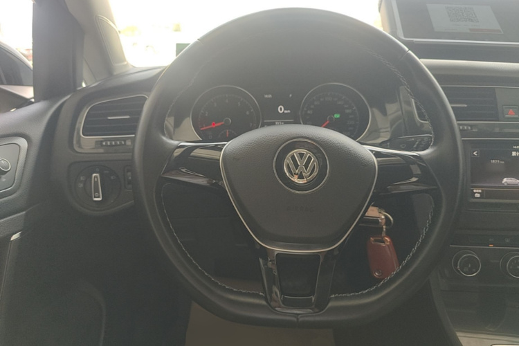 Volkswagen Golf 2017 #11 Volkswagen Golf 2017 car image #11