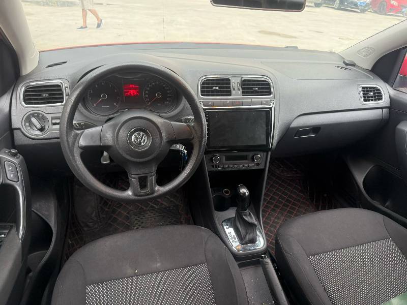 Volkswagen Polo 2012 #6 Volkswagen Polo 2012 car image #6