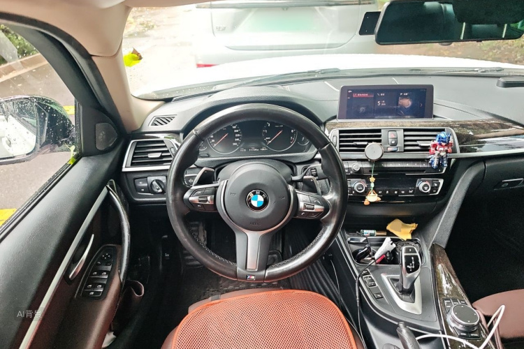 BMW 3 Series 2018 #12 BMW 3 Series 2018 car image #12