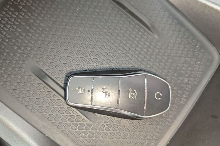 BYD YuanUP 2024 car image #17