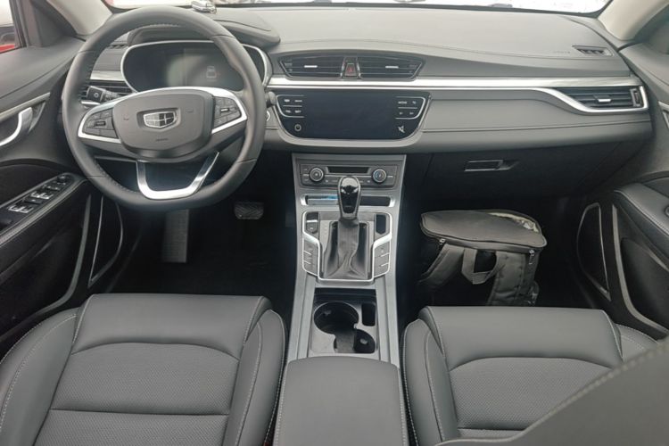 GEELY Emgrand 2019 #10 GEELY Emgrand 2019 car image #10