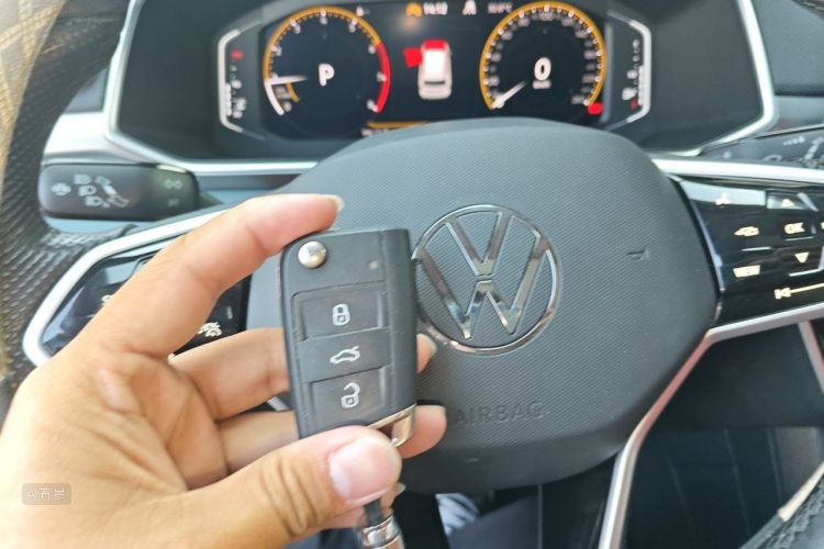Volkswagen Tharu 2023 #10 Volkswagen Tharu 2023 صورة سيارة #10