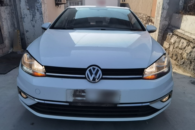 Volkswagen Golf 2018 صورة سيارة #3