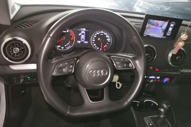Audi A3 2019 #15 Audi A3 2019 car image #15
