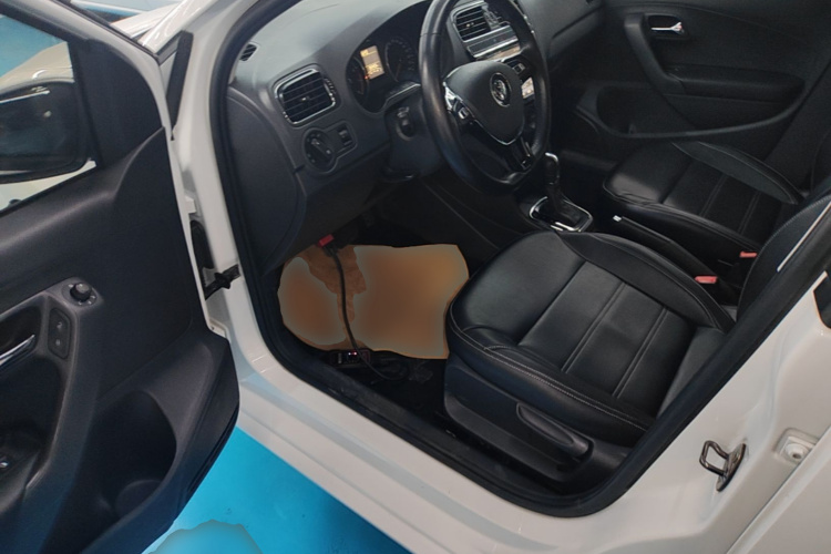 Volkswagen Polo 2017 #16 Volkswagen Polo 2017 car image #16