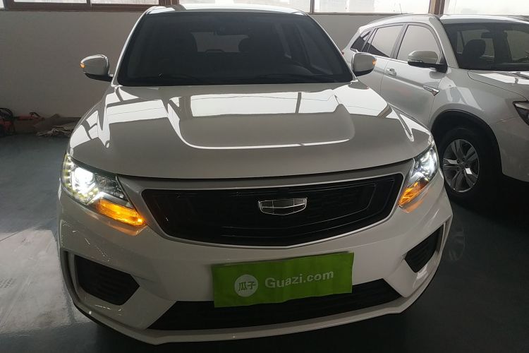 GEELY Vision X6 2020 car image #3