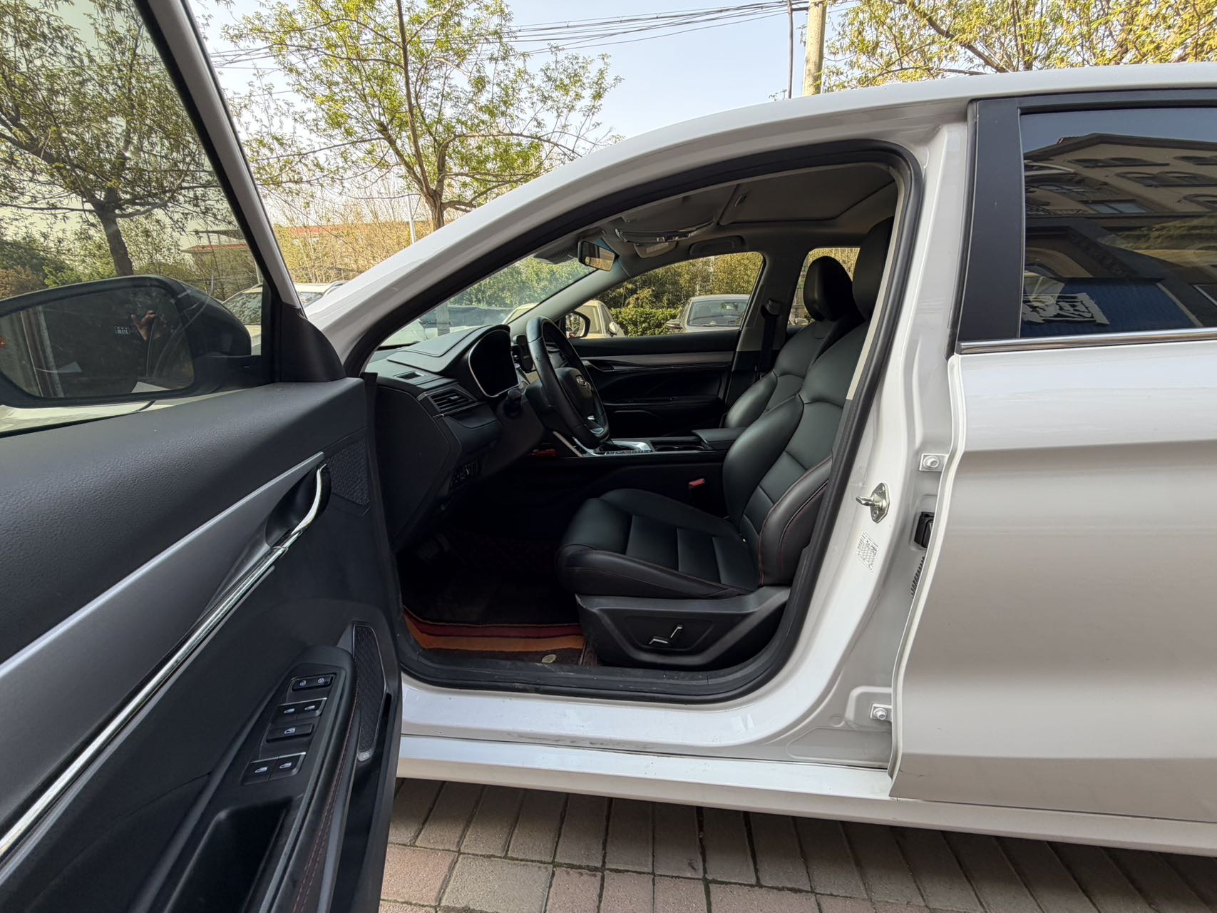 GEELY Binray 2019 #5 GEELY Binray 2019 صورة سيارة #5