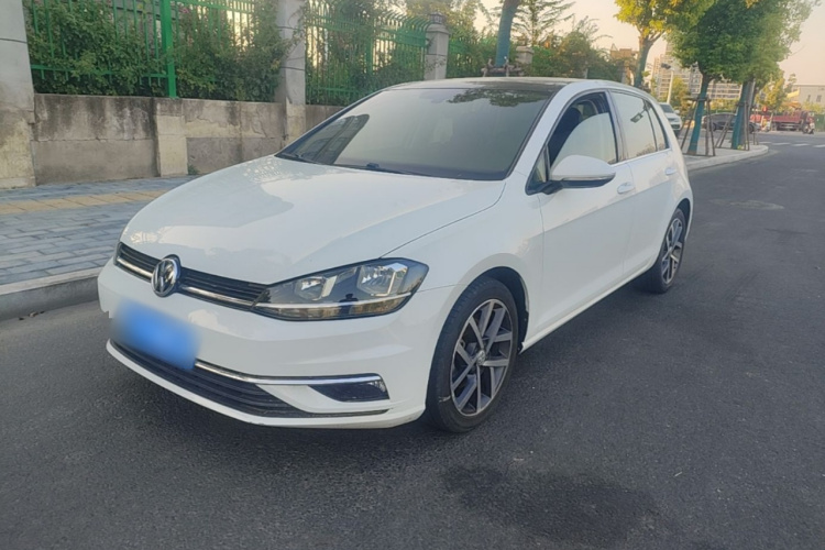Volkswagen Golf 2020 #2 Volkswagen Golf 2020 car image #2