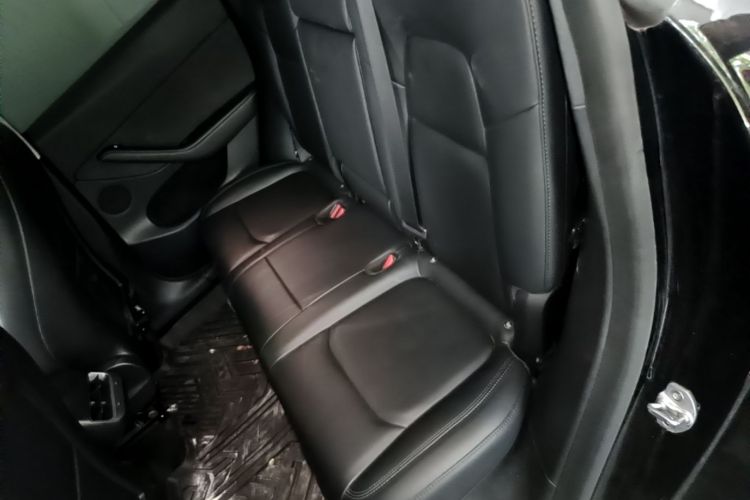 Tesla Model Y 2022 #17 Tesla Model Y 2022 car image #17