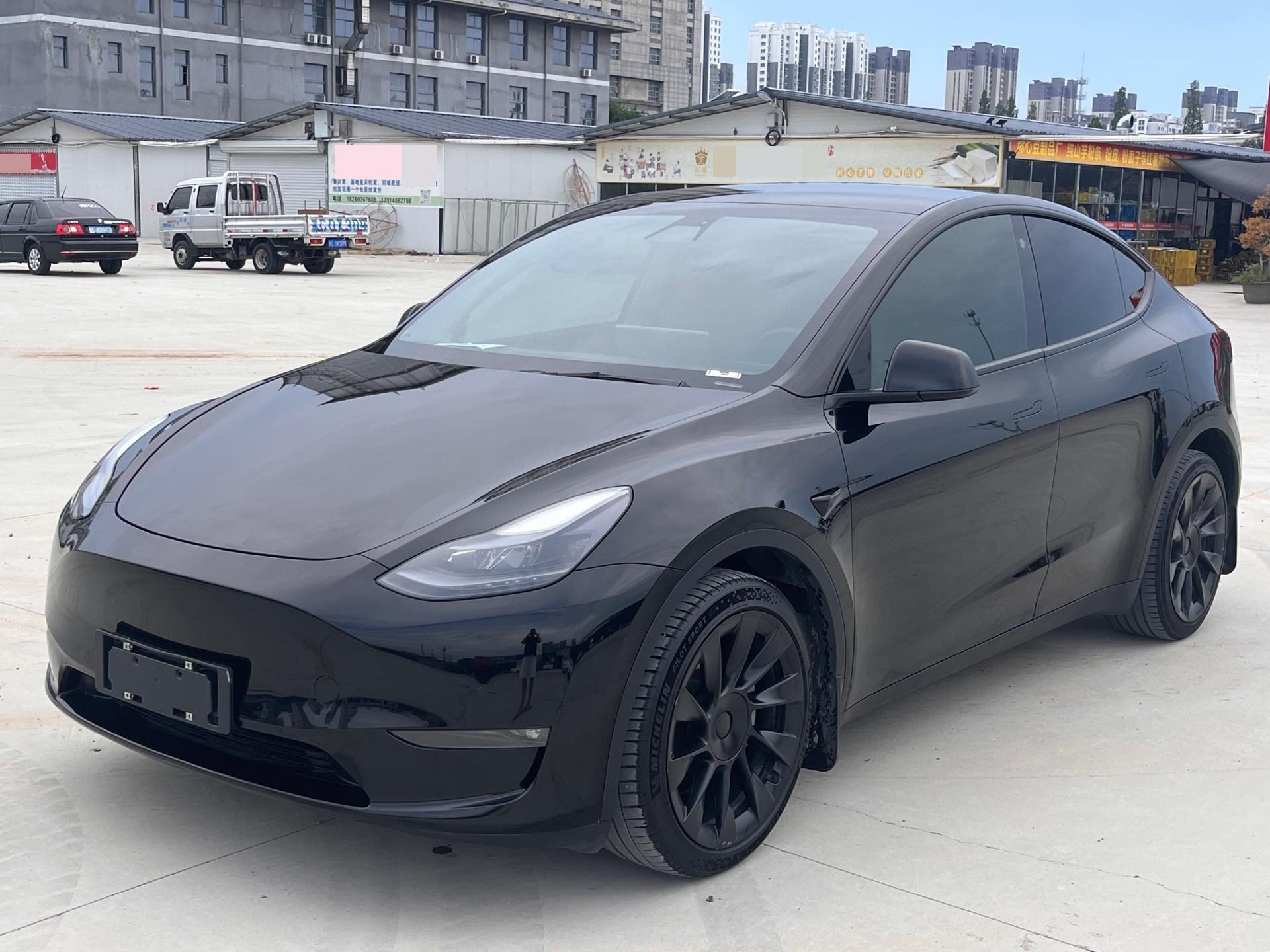Tesla Model Y 2021 car image 