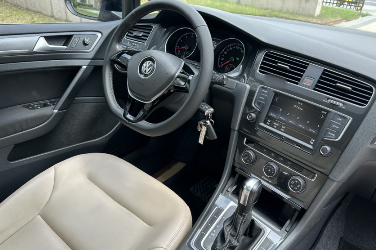 Volkswagen Golf 2017 #12 Volkswagen Golf 2017 car image #12
