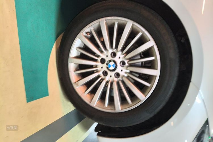 BMW 3 Series GT 2017 #9 BMW 3 Series GT 2017 car image #9
