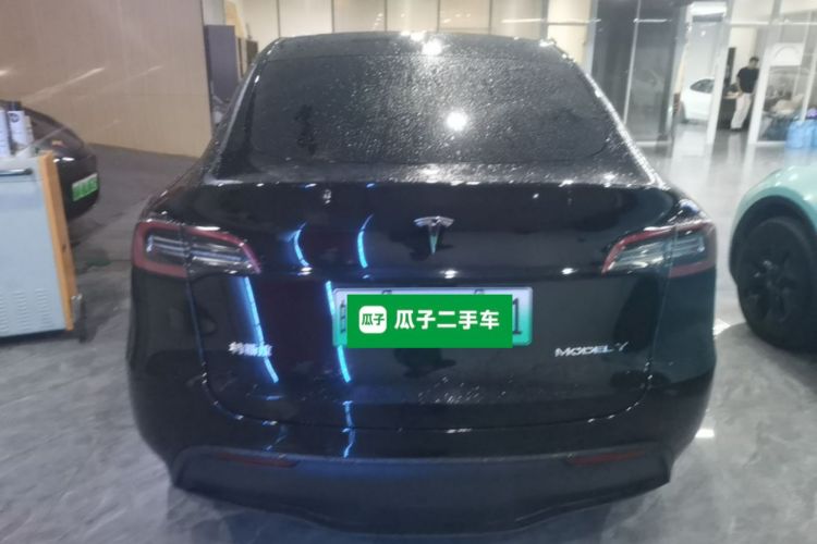 Tesla Model Y 2022 #6 Tesla Model Y 2022 immagine di auto #6