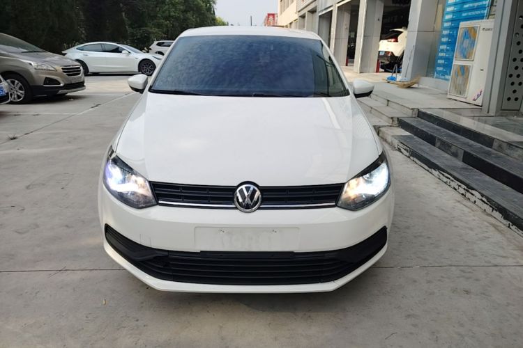 Volkswagen Polo 2017 car image #3