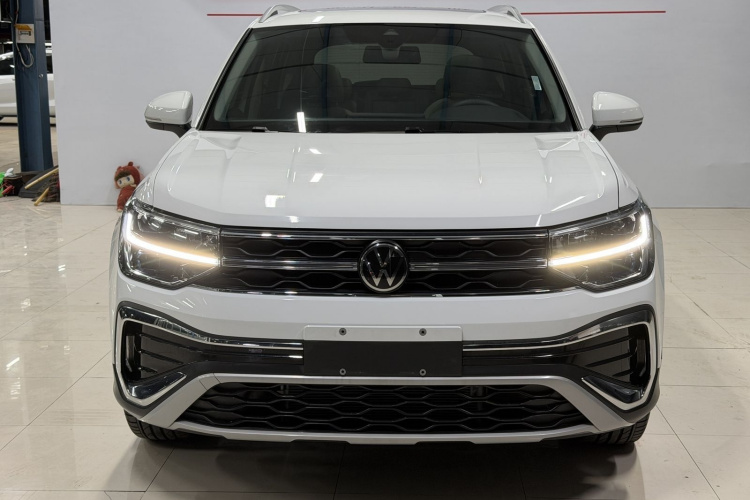 Volkswagen Tharu 2025 #3 Volkswagen Tharu 2025 immagine di auto #3