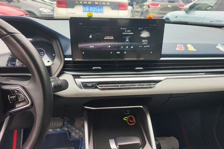 GEELY Emgrand 2021 #13 GEELY Emgrand 2021 car image #13