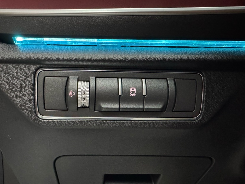Jetour X70 PLUS 2023 #15 Jetour X70 PLUS 2023 car image #15