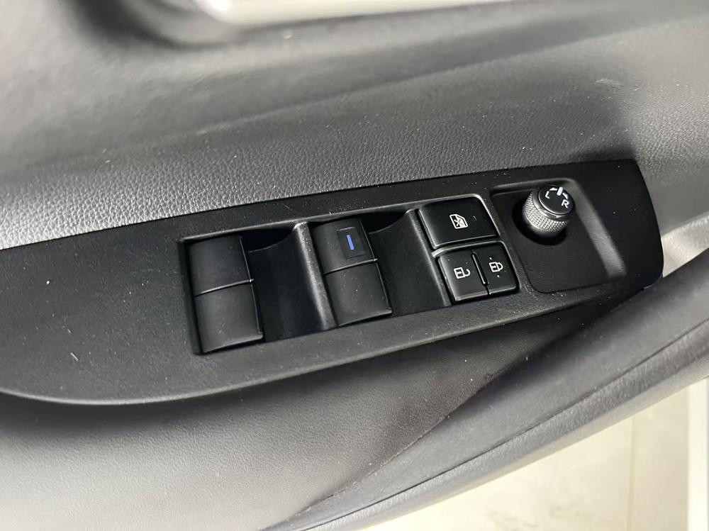 Toyota Corolla 2022 immagine di auto #20