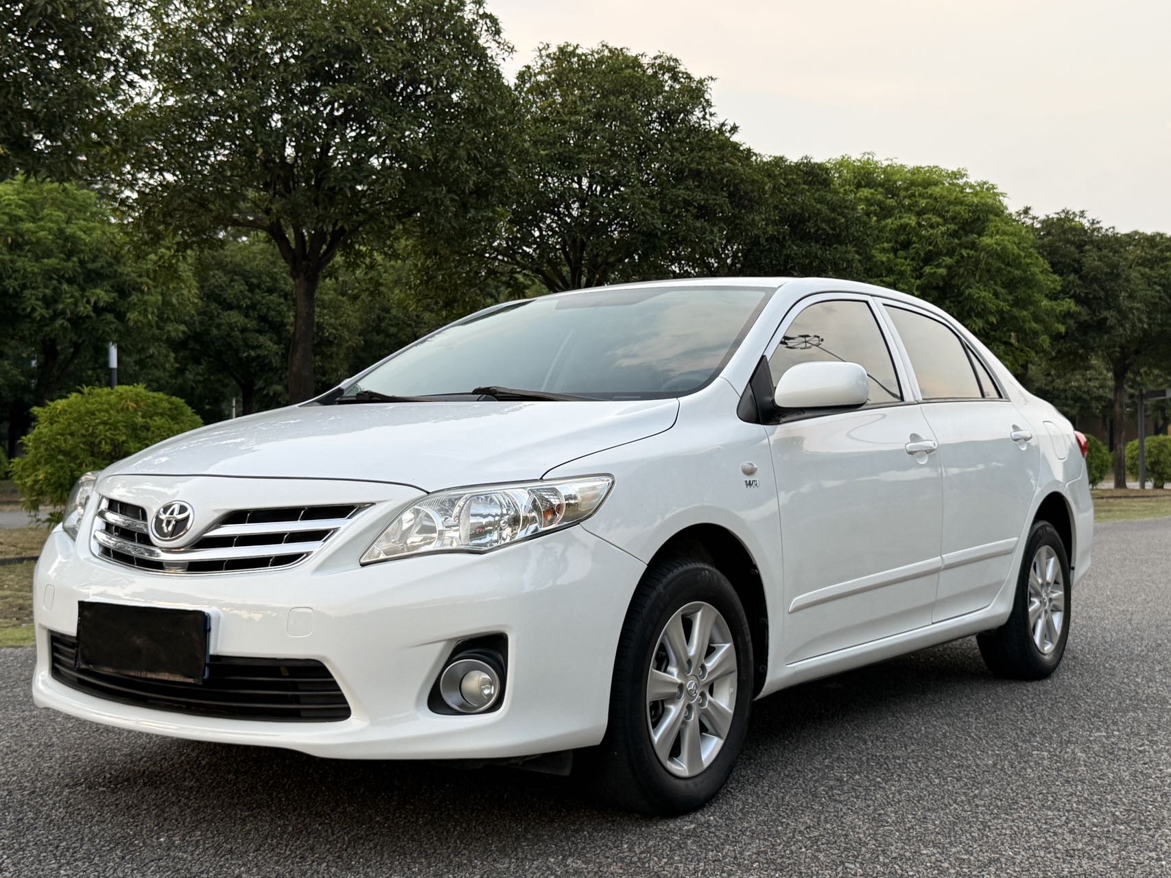 Toyota Corolla 2013 immagine di auto 