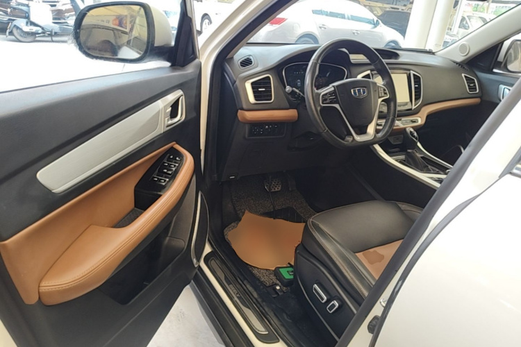 GEELY Vision X6 2019 car image #16