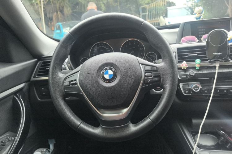 BMW 3 Series GT 2018 car image #12