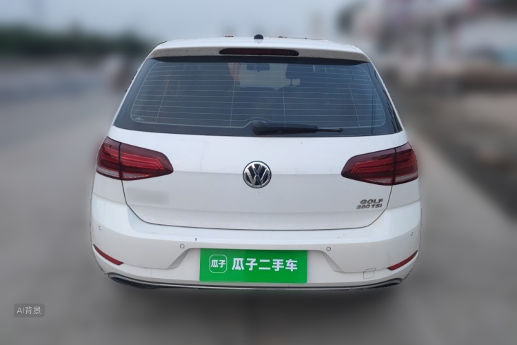 Volkswagen Golf 2020 car image #6