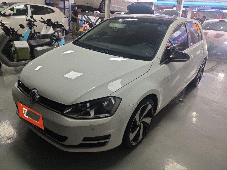 2017 2017 car image