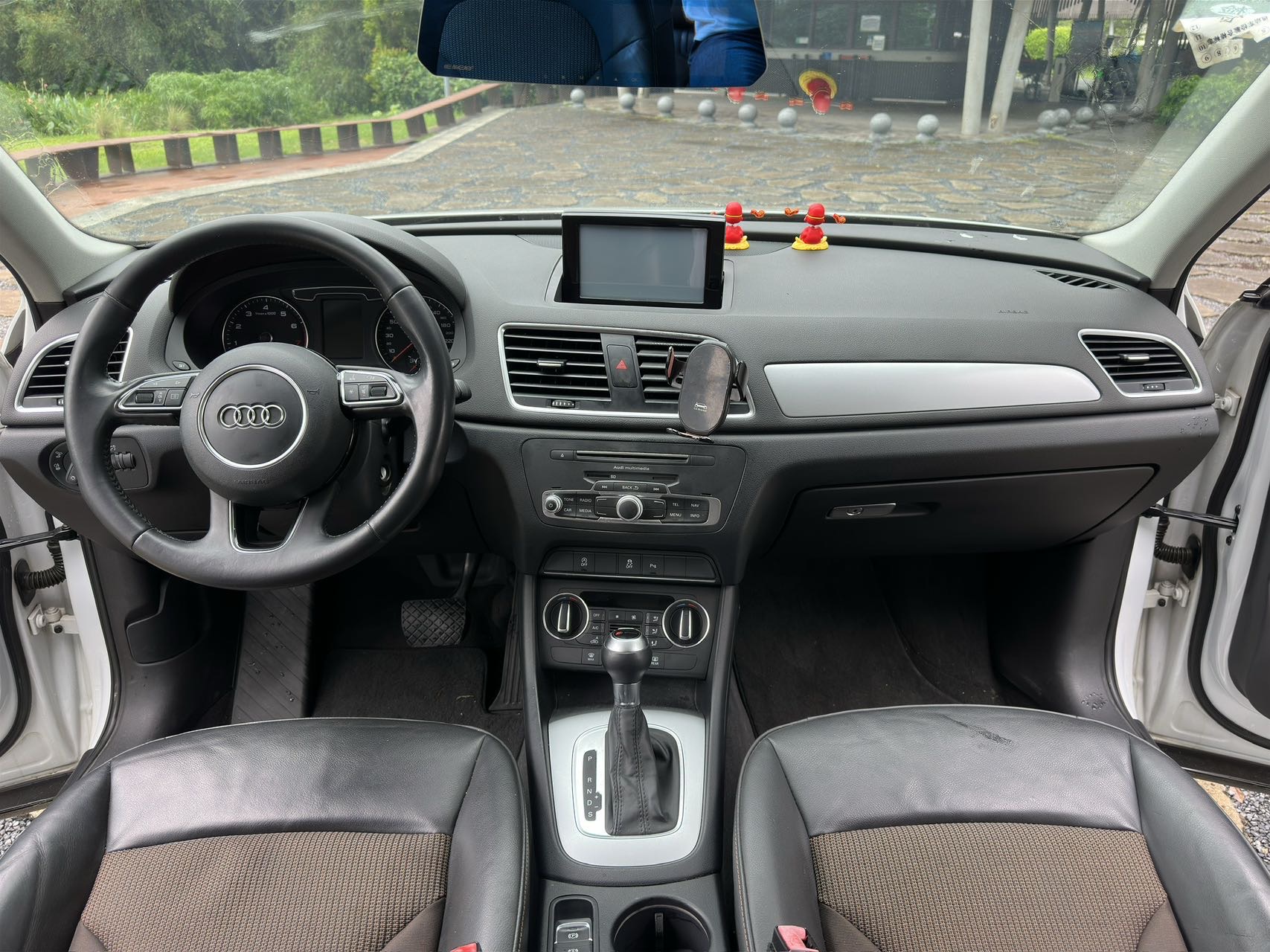 Audi Q3 2018 #9 Audi Q3 2018 car image #9