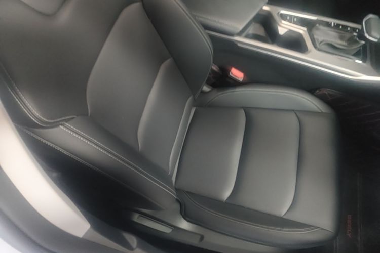 GEELY Emgrand 2025 car image #24