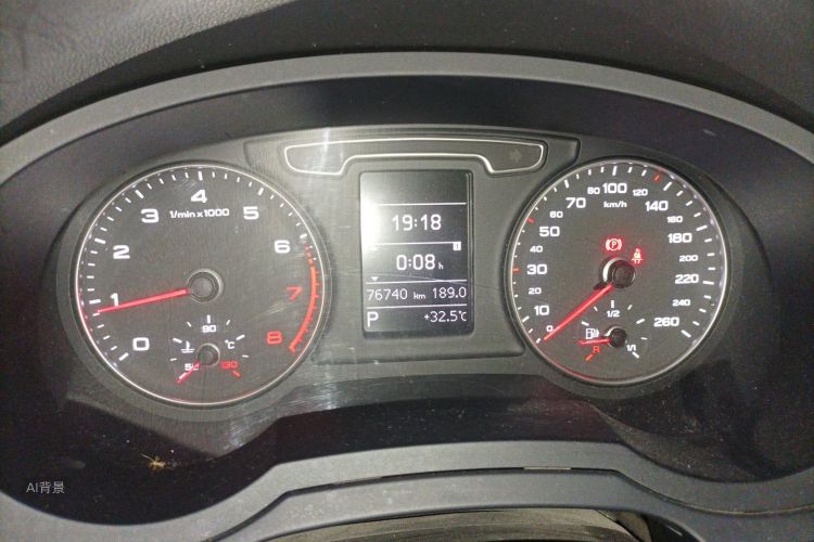 Audi Q3 2015 #13 Audi Q3 2015 car image #13