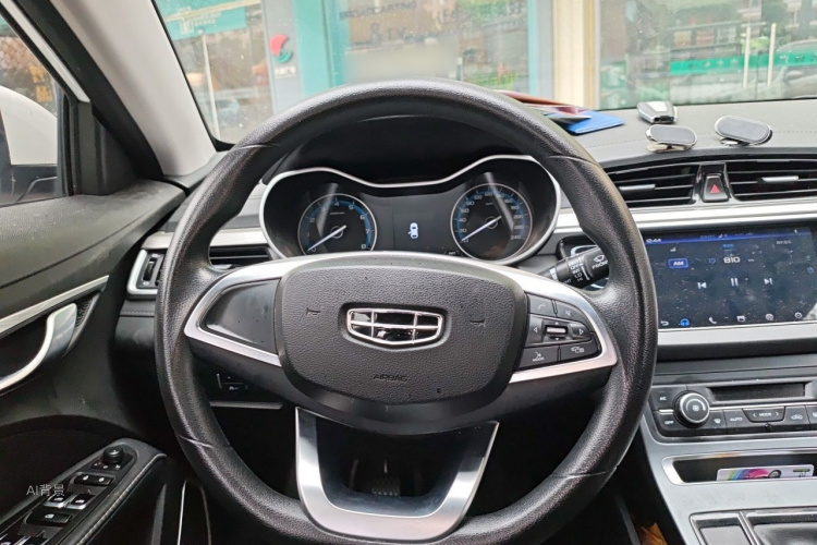 GEELY Emgrand 2020 car image #12