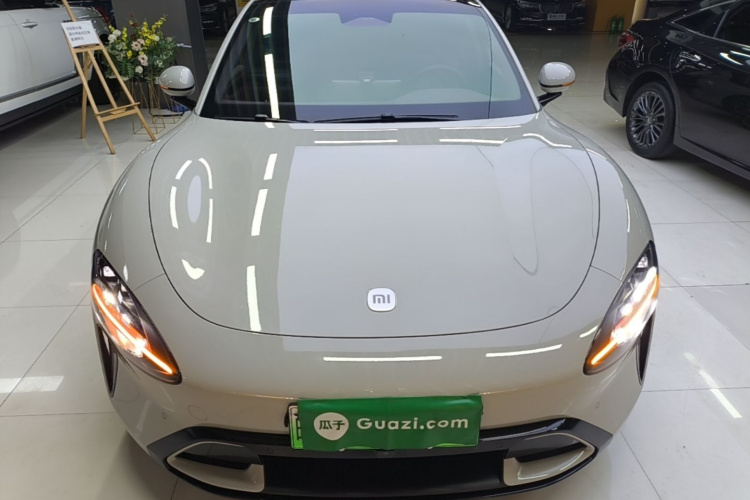 MI SU7 2025 car image #3