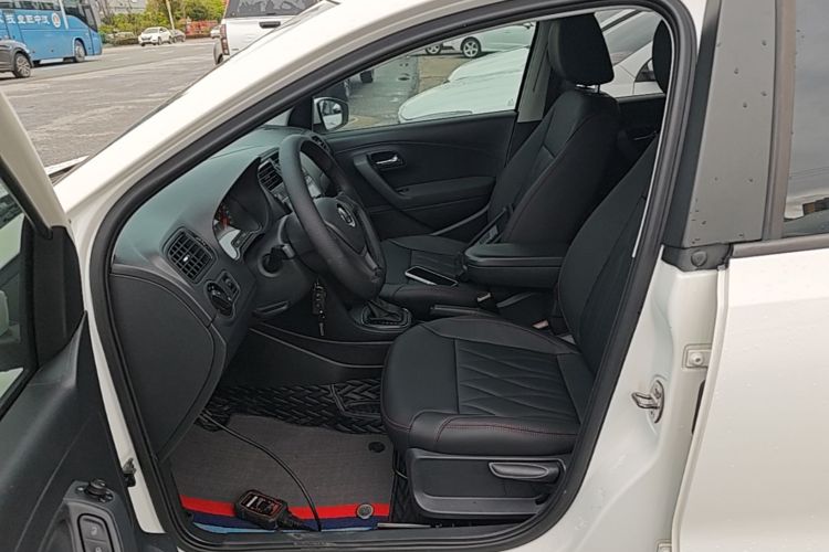 Volkswagen Polo 2019 #15 Volkswagen Polo 2019 car image #15
