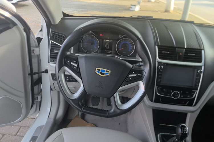GEELY Emgrand 2015 #11 GEELY Emgrand 2015 car image #11